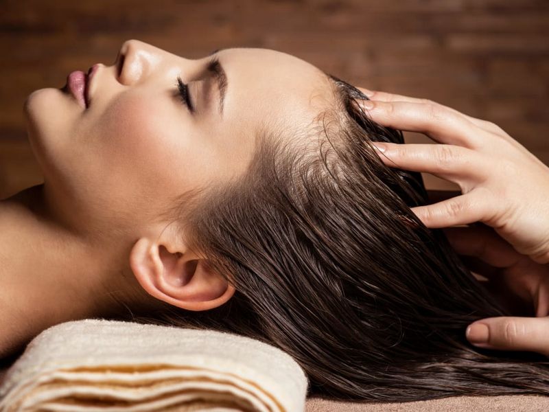 8 Scalp Massage Therapy Advantages for Hair and Mind